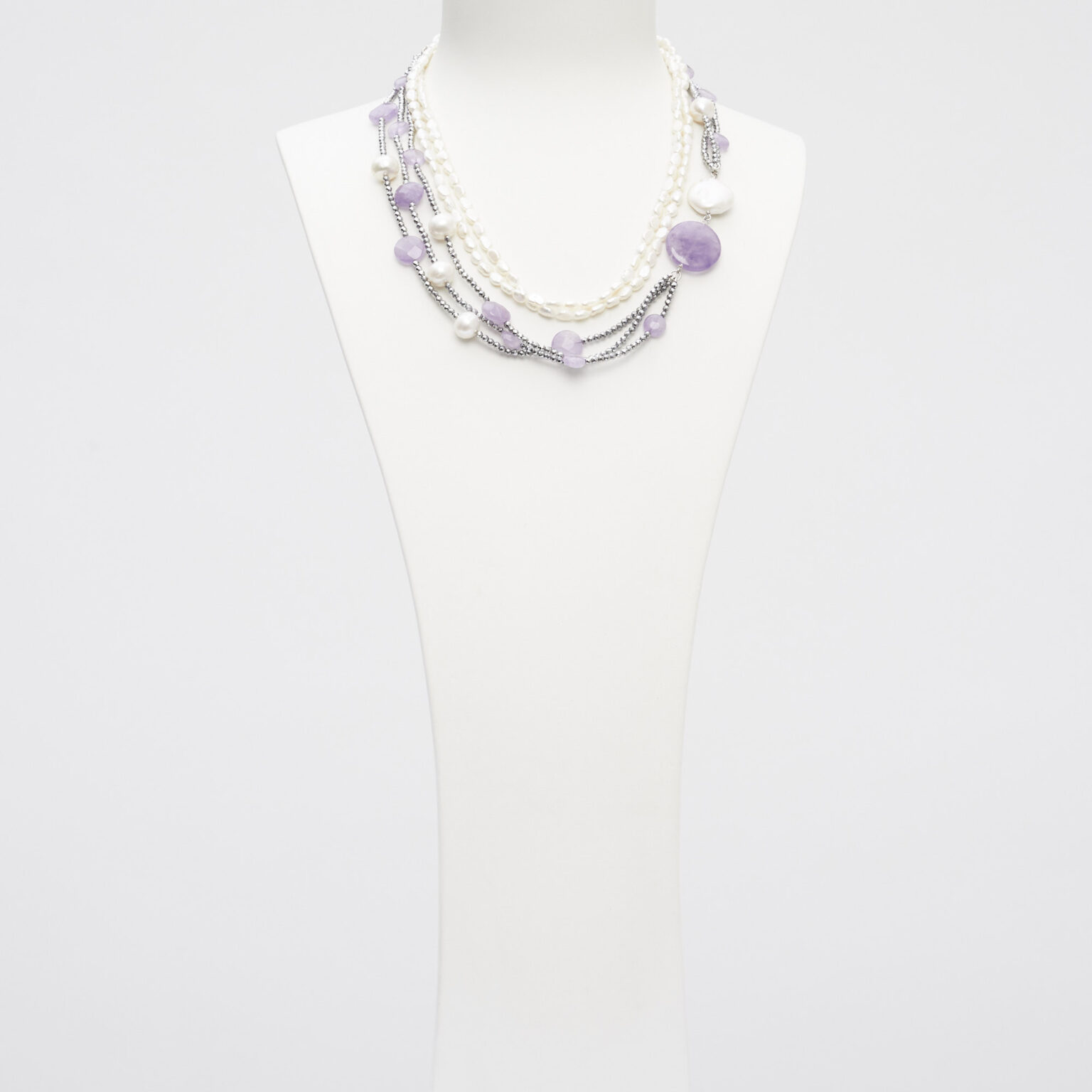 Collana Bianca e Nera Multifilo con Pietre Dure di Agata Opaca e Lava