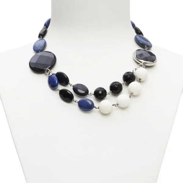 Collana corta in Agata Nera, Dumortierite e Corallo Bianco