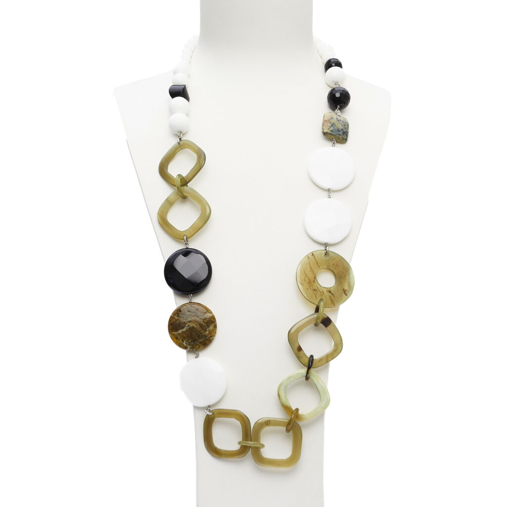 Ketting van witte Agaat, zwarte Agaat en Grossularia