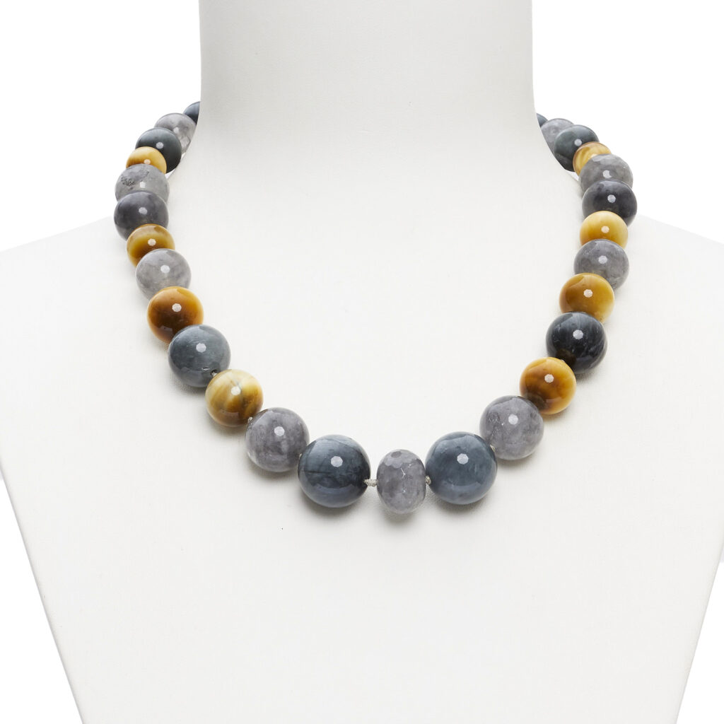 Collana in Quarzo Grigio, Occhio di Gatto e Golden Eye