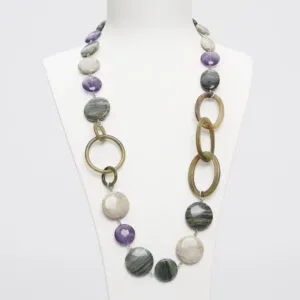 Collana in Agata Salvia, Corallo Fossile ed Ametista, con Corno
