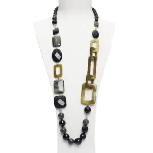 Collana in Agata Salvia ed Agata Nera, con Corno