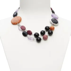 Korte halsketting van zwarte agaat, amethist, aragoniet en rhodoniet, met gecontourde