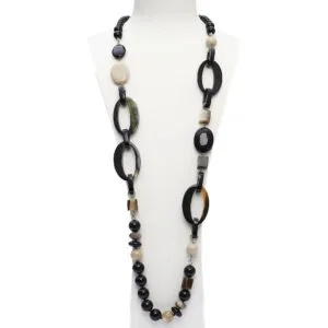 Collana in Agata Nera, Legno Fossile e Corallo Fossile, con sequenze in corno