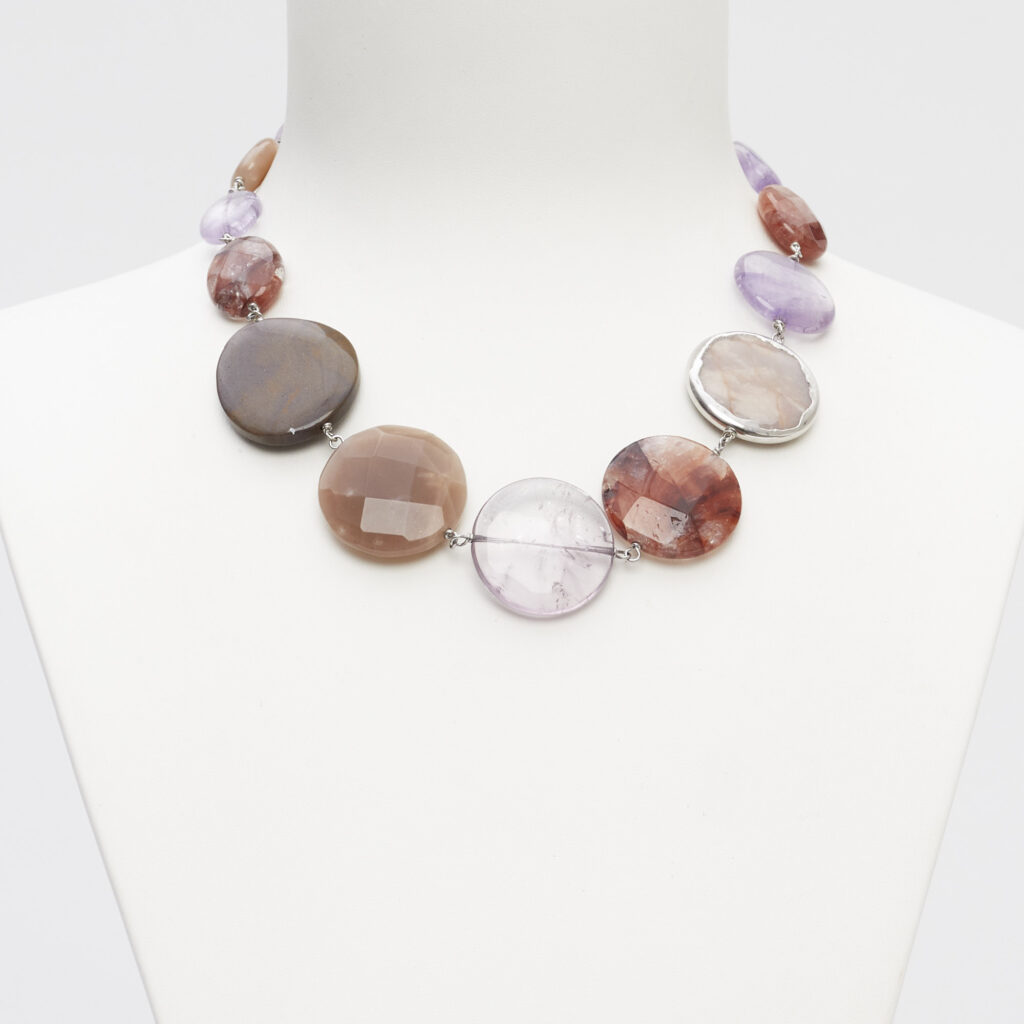 Korte ketting in Hematoïde, Amethist en Maansteen