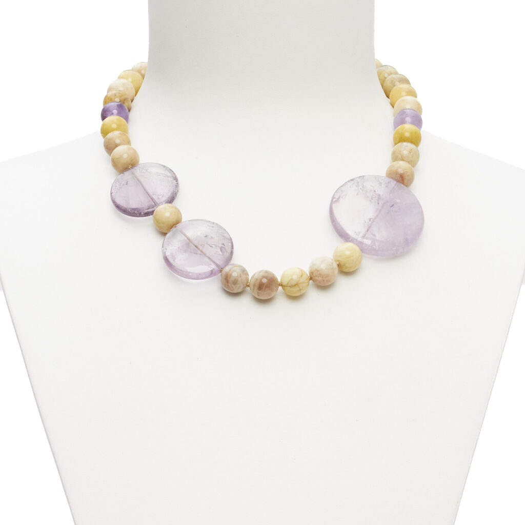 Amethist en gouden oog korte ketting