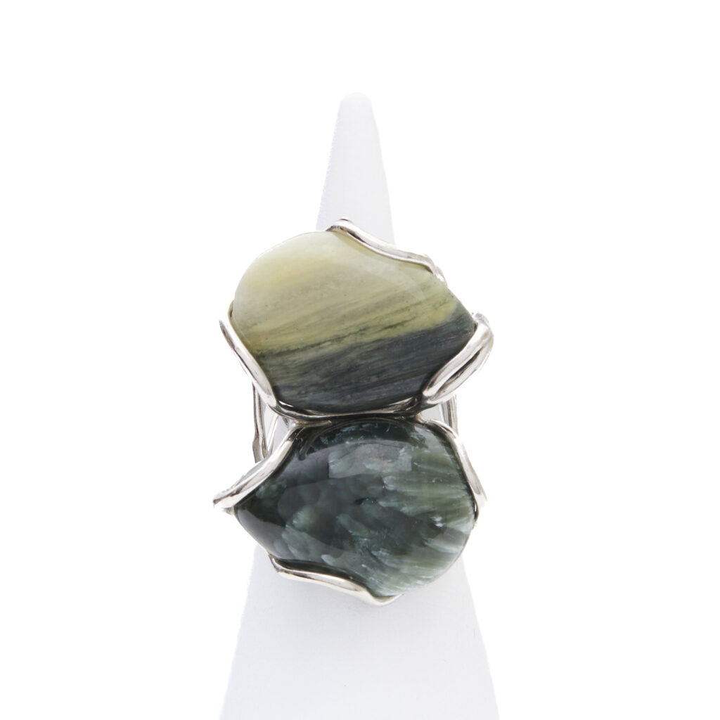 Anello Regolabile in Argento a due pietre con Serafinite ed Agata salvia