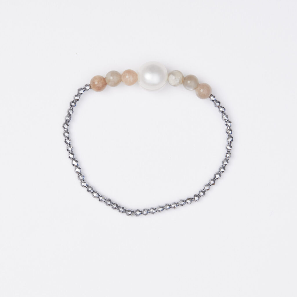 Bracciale Elastico in Ematite, Pietra di Luna e Perle