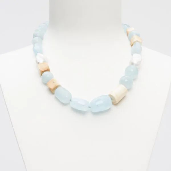 Collana corta in Perle, Acquamarina e Conchiglia