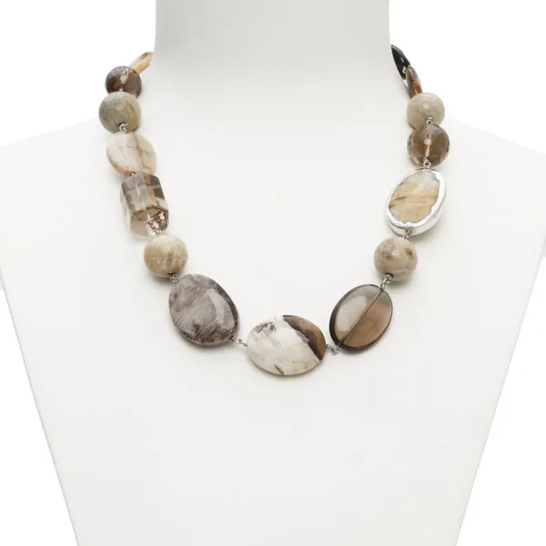 Collana rilegata in Argento, in Legno fossile, Corallo Fossile e Quarzo Fumè