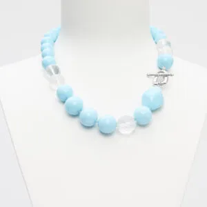 Chiusura in argento 925‰ rodiato. Realizzata in Italia.
