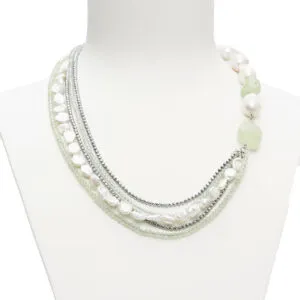 Collana corta con sezione a cinque fili, in Prehnite e Perle di fiume