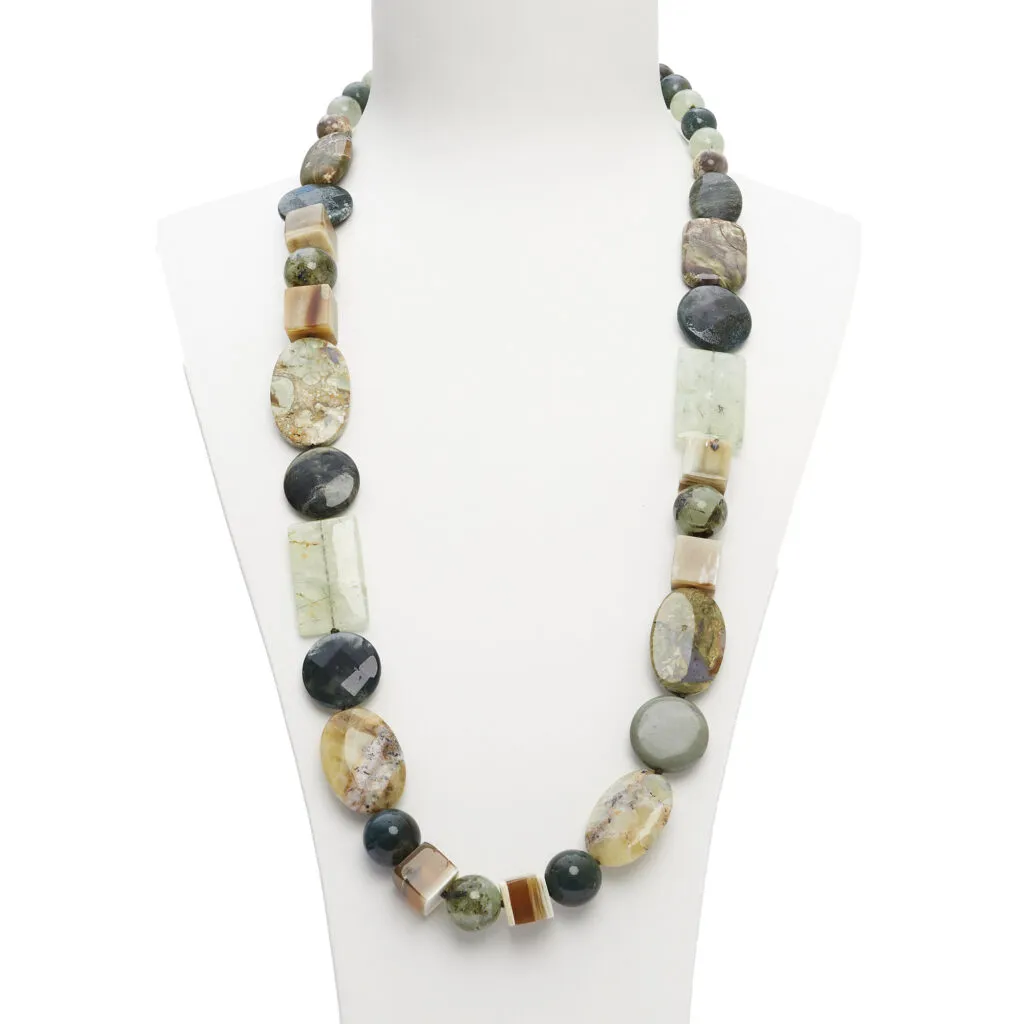 Collana media lunghezza in Grossularia, Prehnite ed Agate