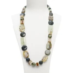 Collana media lunghezza in Grossularia, Prehnite ed Agate