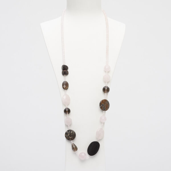 Collana lunga in Quarzo rosa, Ebano, Fumè ed Agata Turitella