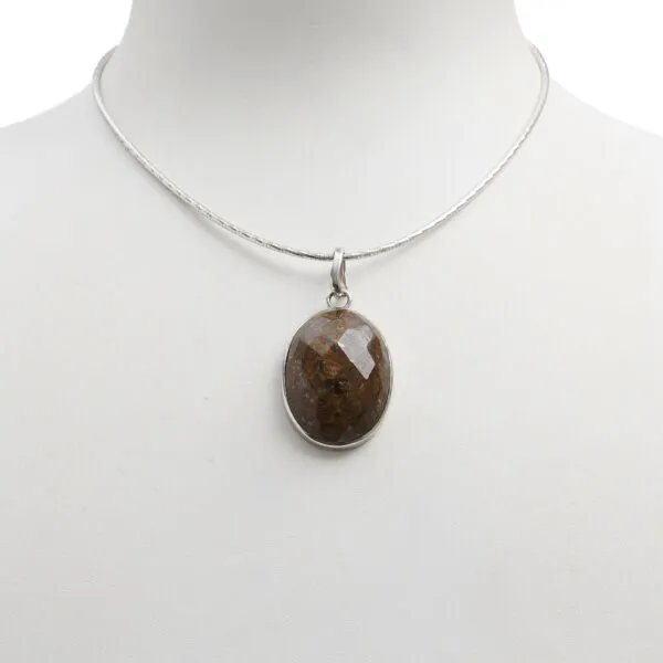 Ciondolo in Bronzite Ovale ed Argento