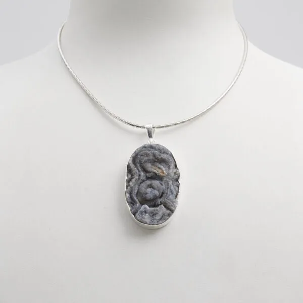 Ciondolo in Conchinas Ovale ed Argento