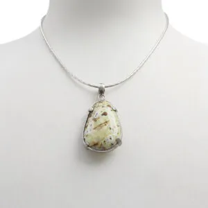 Ciondolo in Opale Verde Irregolare