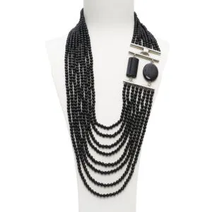 Collana a otto fili in Agata Nera, con chiusura laterale in argento