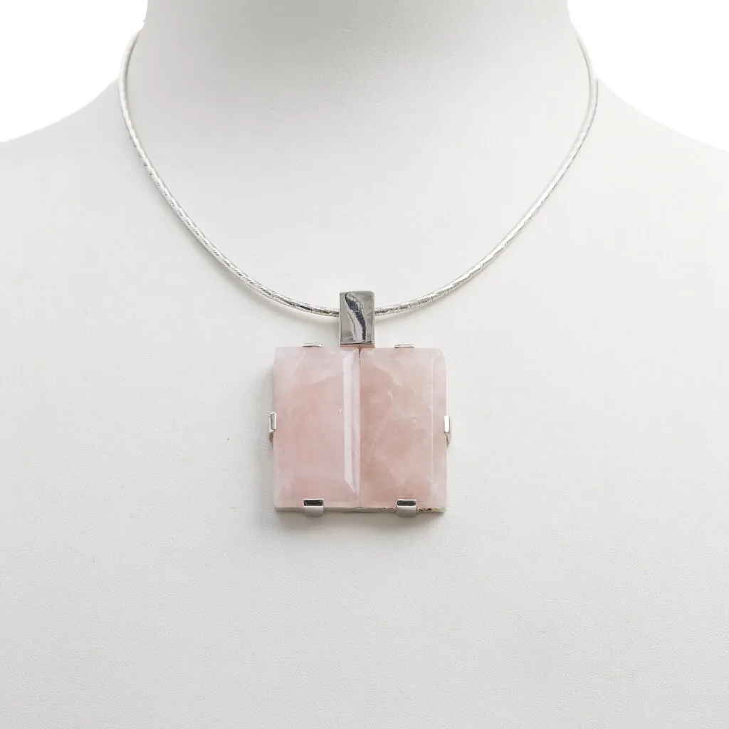 Ciondolo in Quarzo Rosa Quadrato con Argento