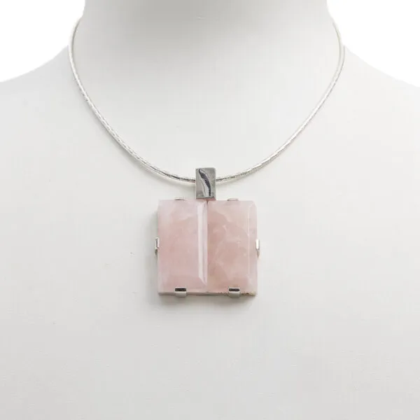 Vierkante Rozenkwarts hanger met Zilver
