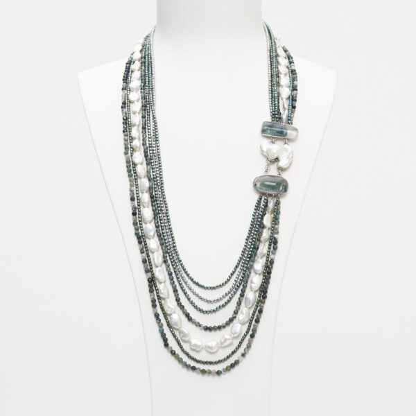 Collana a sette fili in Agata Muschiata, Ematite e Perle, con composizione laterale artigianale in Argento