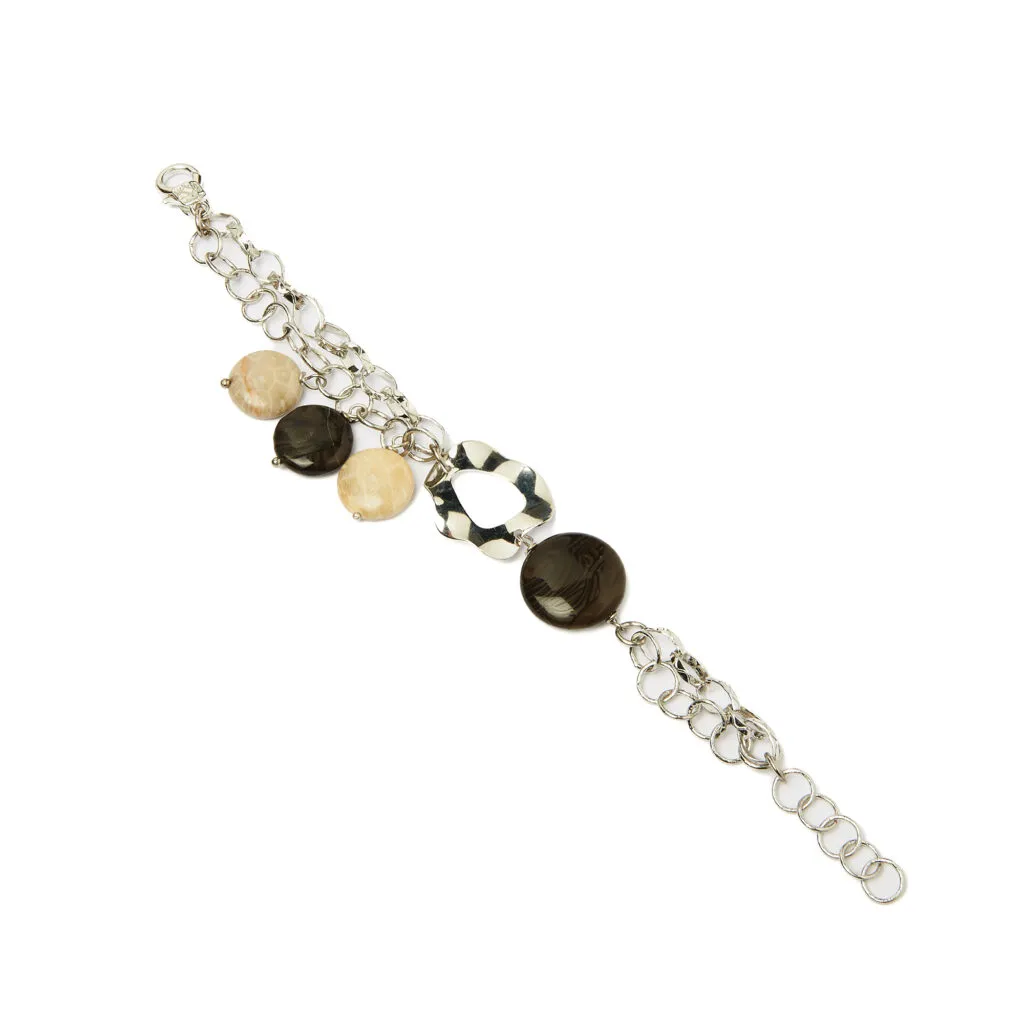 Bracciale con Charms in Corallo Fossile e Diaspro, con elementi in metallo