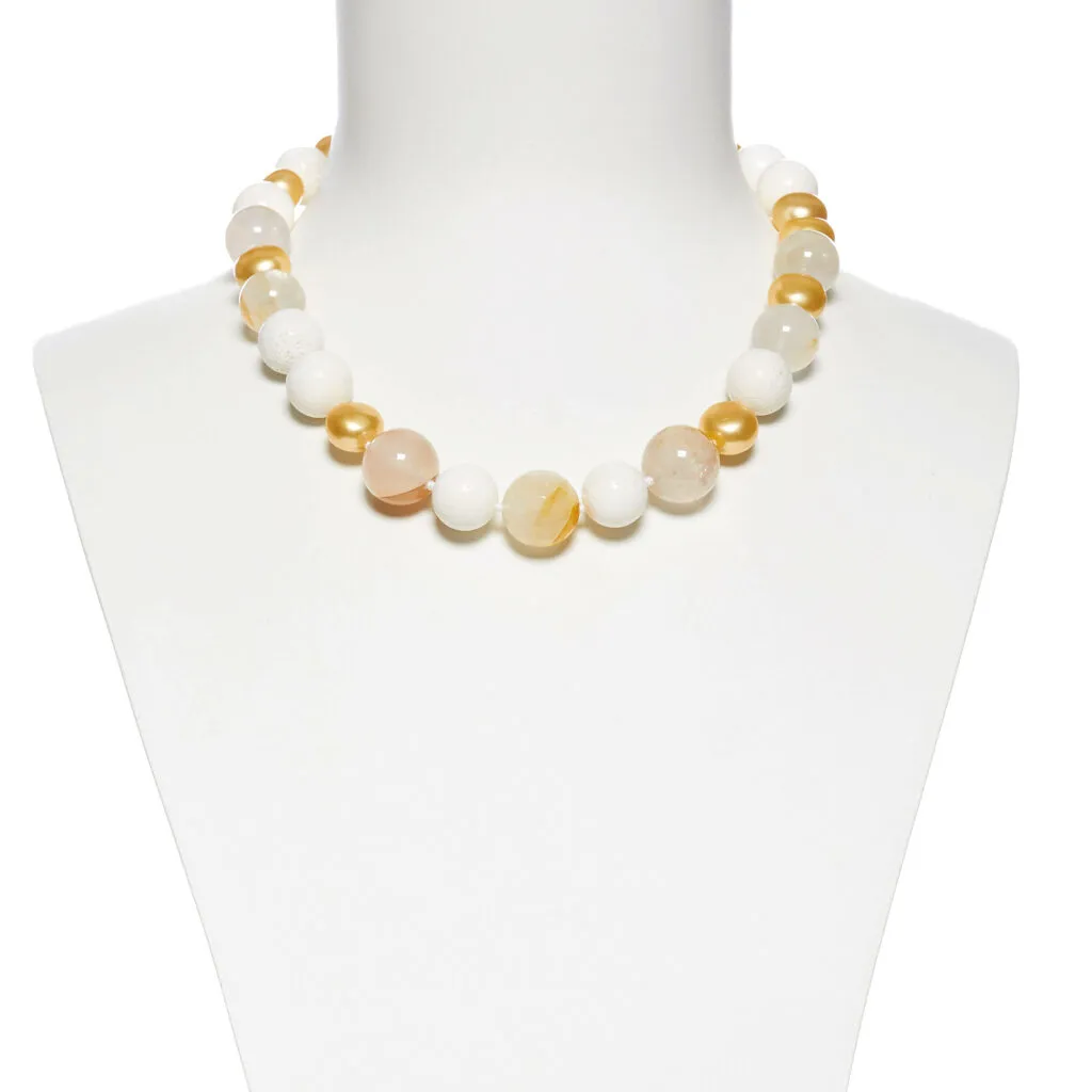 Collana in Corallo bianco, Quarzo Ematoide e perle Shell