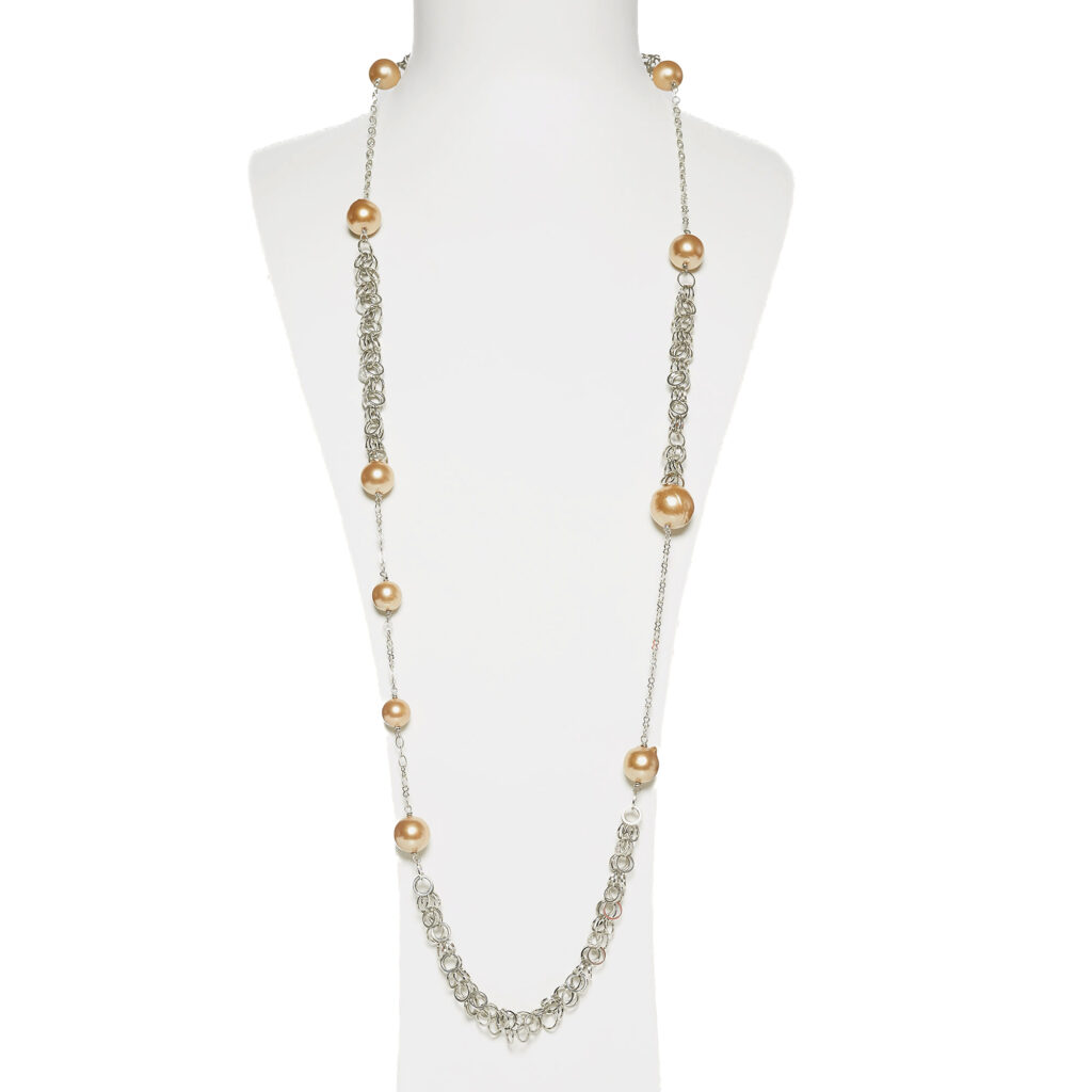 Collana con catena in metallo e Perle Shell