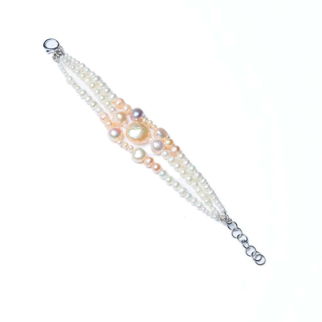 Bracciale a tre fili in Perle Rosate e Bianche