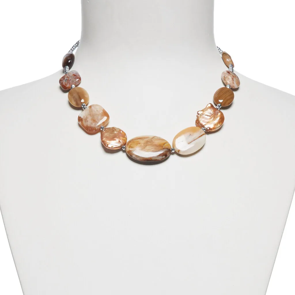 Ketting in Hematiet, Grossularia en Parels