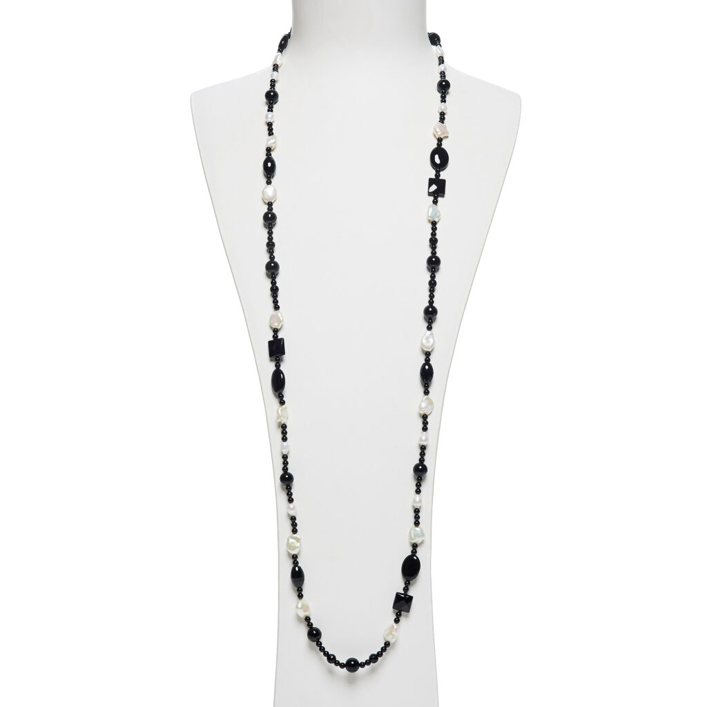 Collana lunga in Agata Nera e Perle