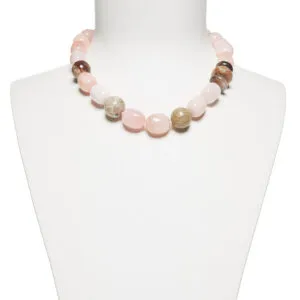 Ketting van Morganiet en fossiel hout
