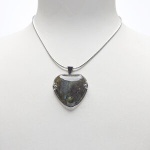 Ciondolo in Labradorite a cuore
