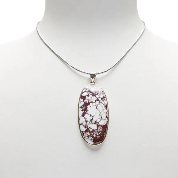 Ciondolo in Magensite Wild Horse ed Argento