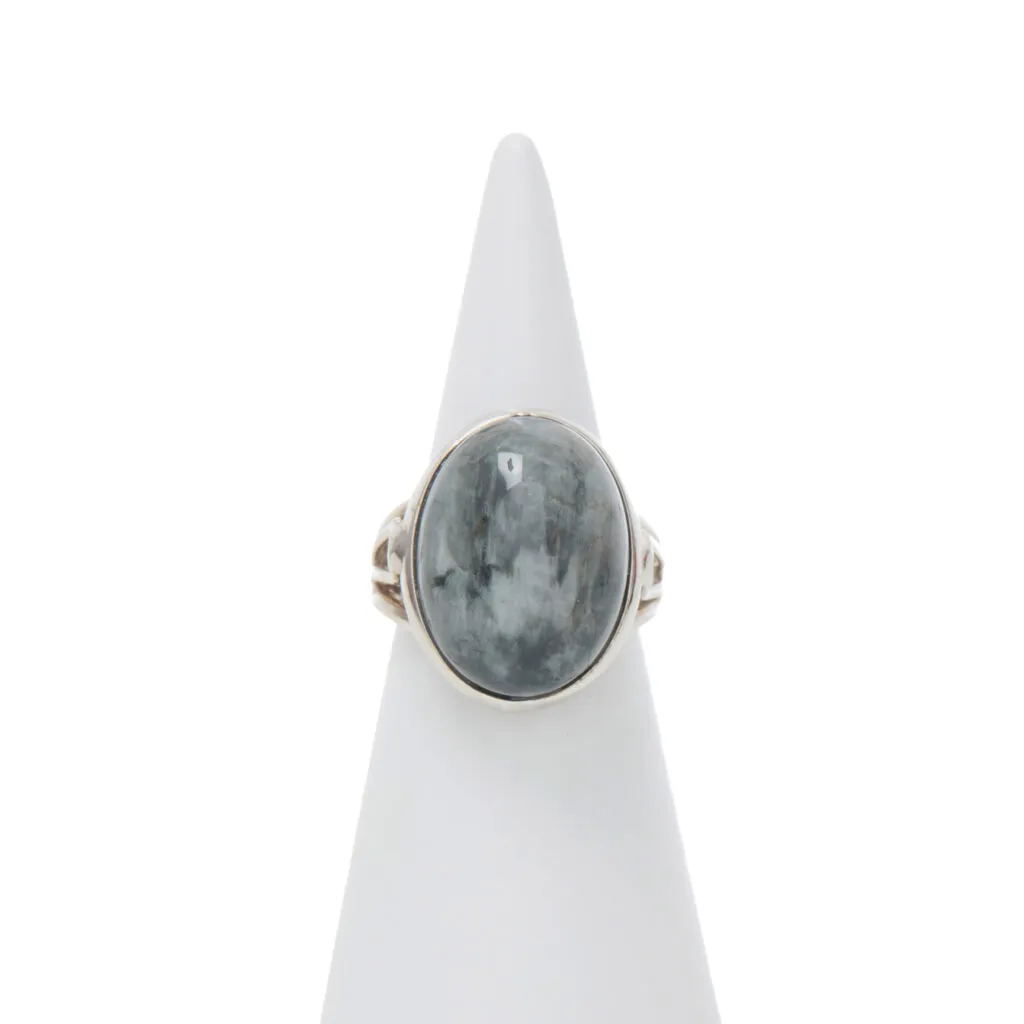 Anello Regolabile in Argento con Occhio di Gatto