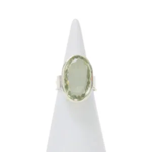 Zilveren ring met Prasioliet