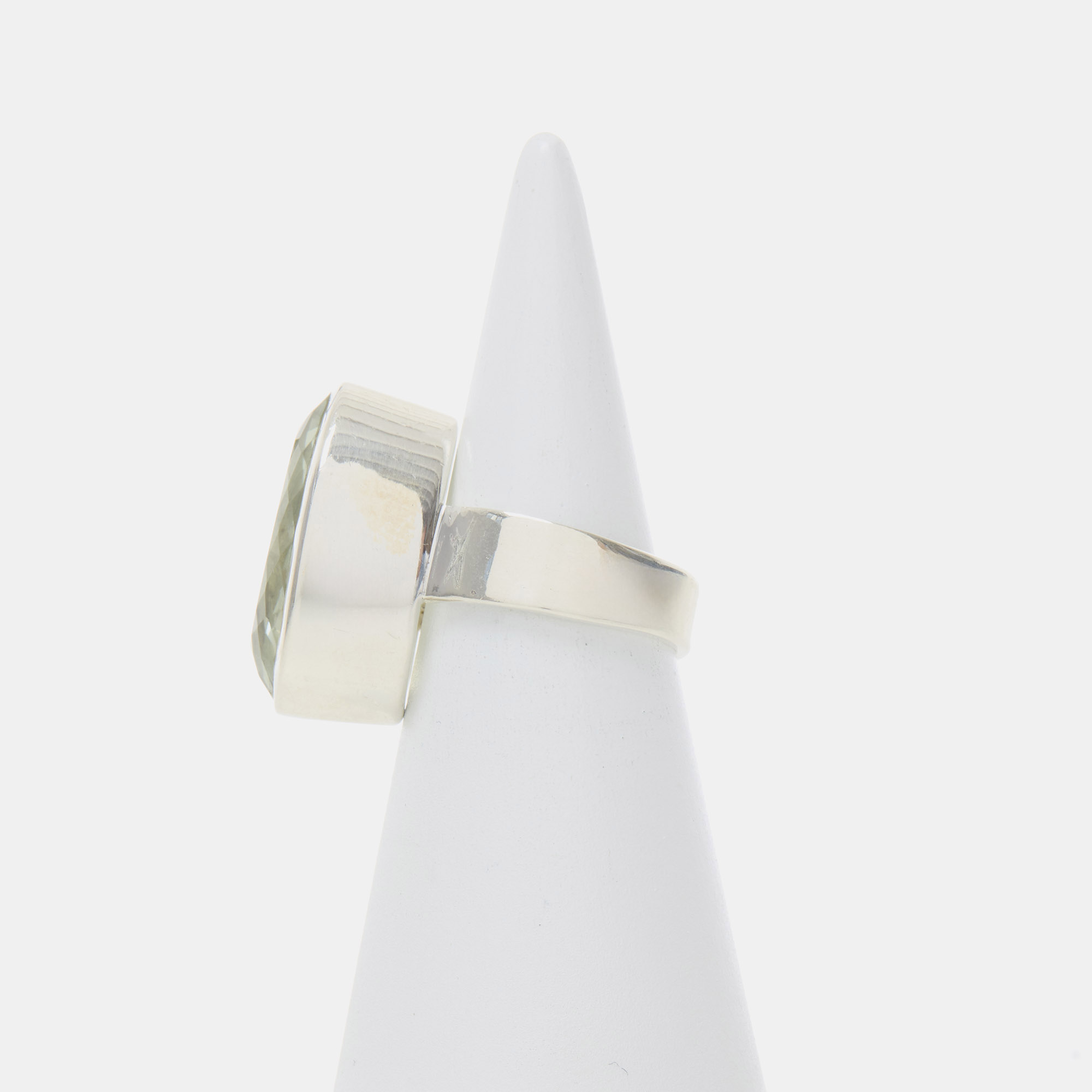 Zilveren ring met Prasioliet Zilveren ring met Prasioliet