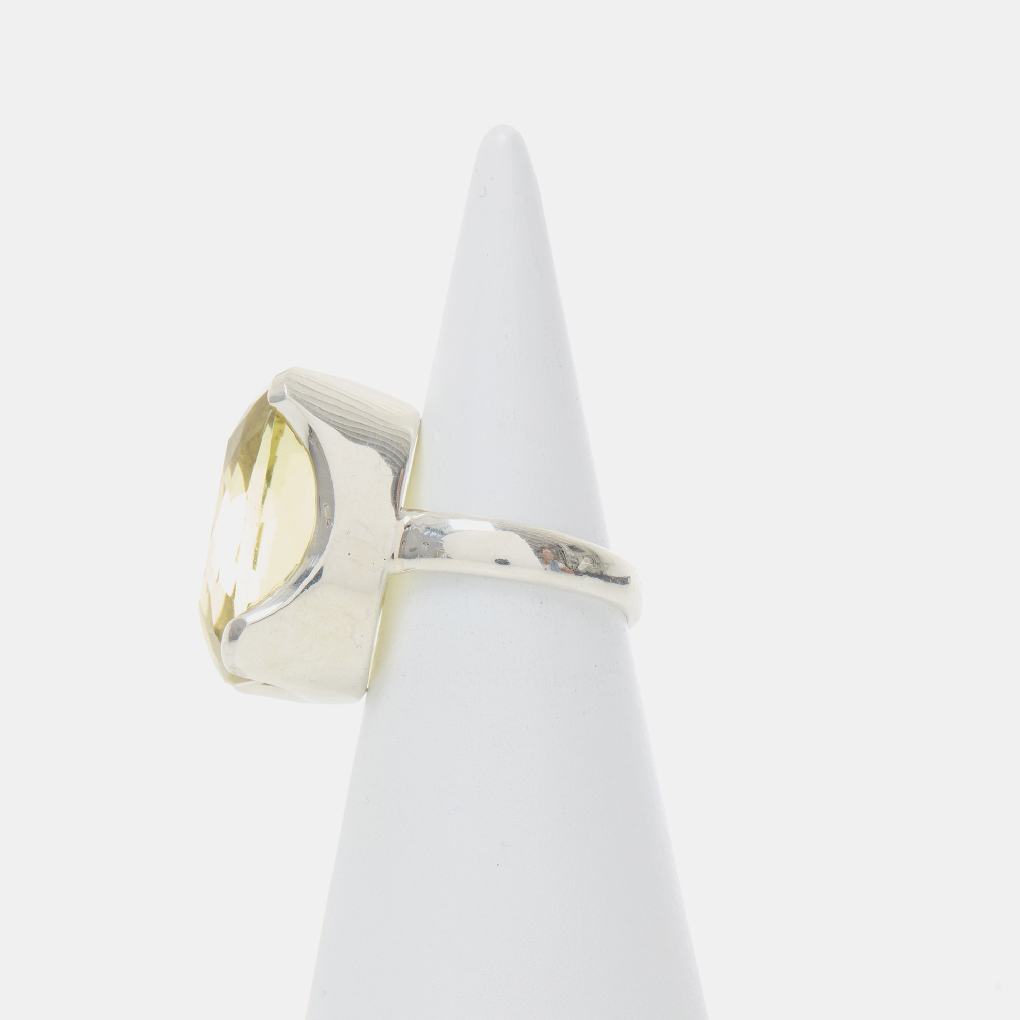 Zilveren ring met Citrien Citroen Zilveren ring met Citrien Citroen