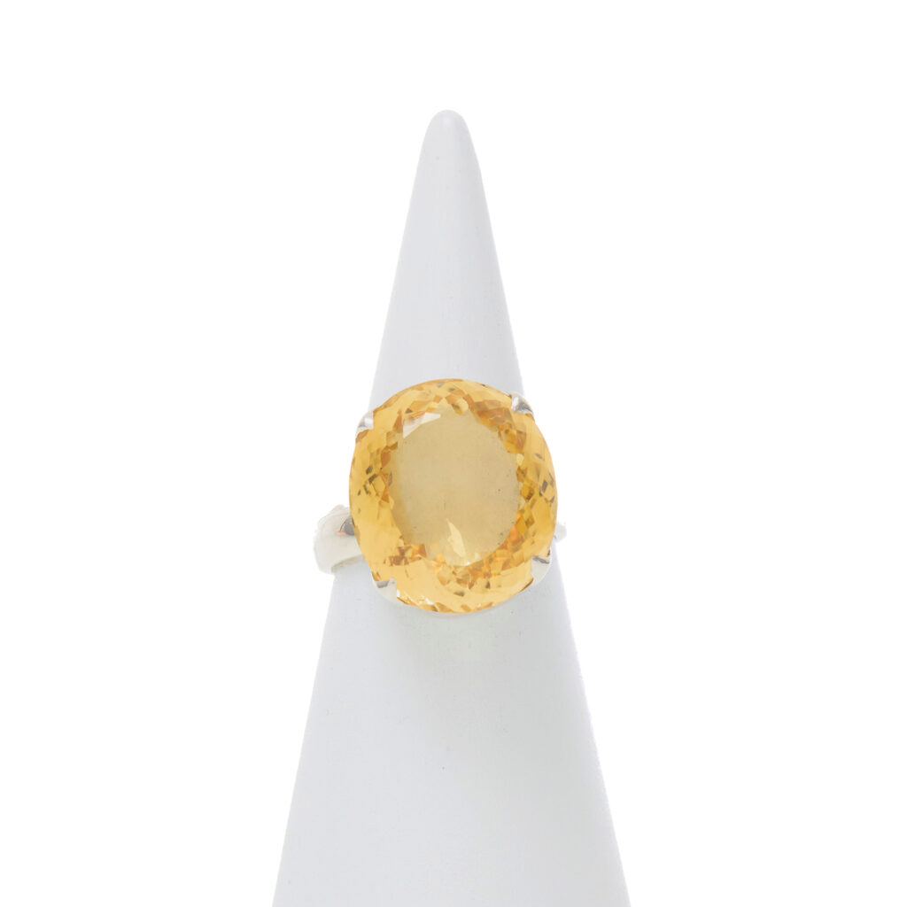 Anello in Argento con Citrino sfaccettato