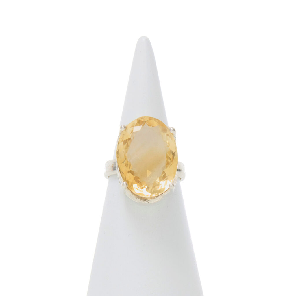 Anello in Argento con Quarzo Citrino