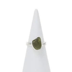 Anello in Argento con Moldavite grezza