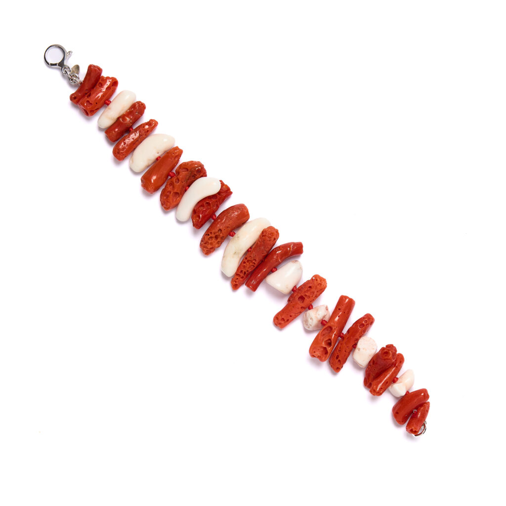 Bracciale infilato in Corallo Rosso e Pelle D'angelo