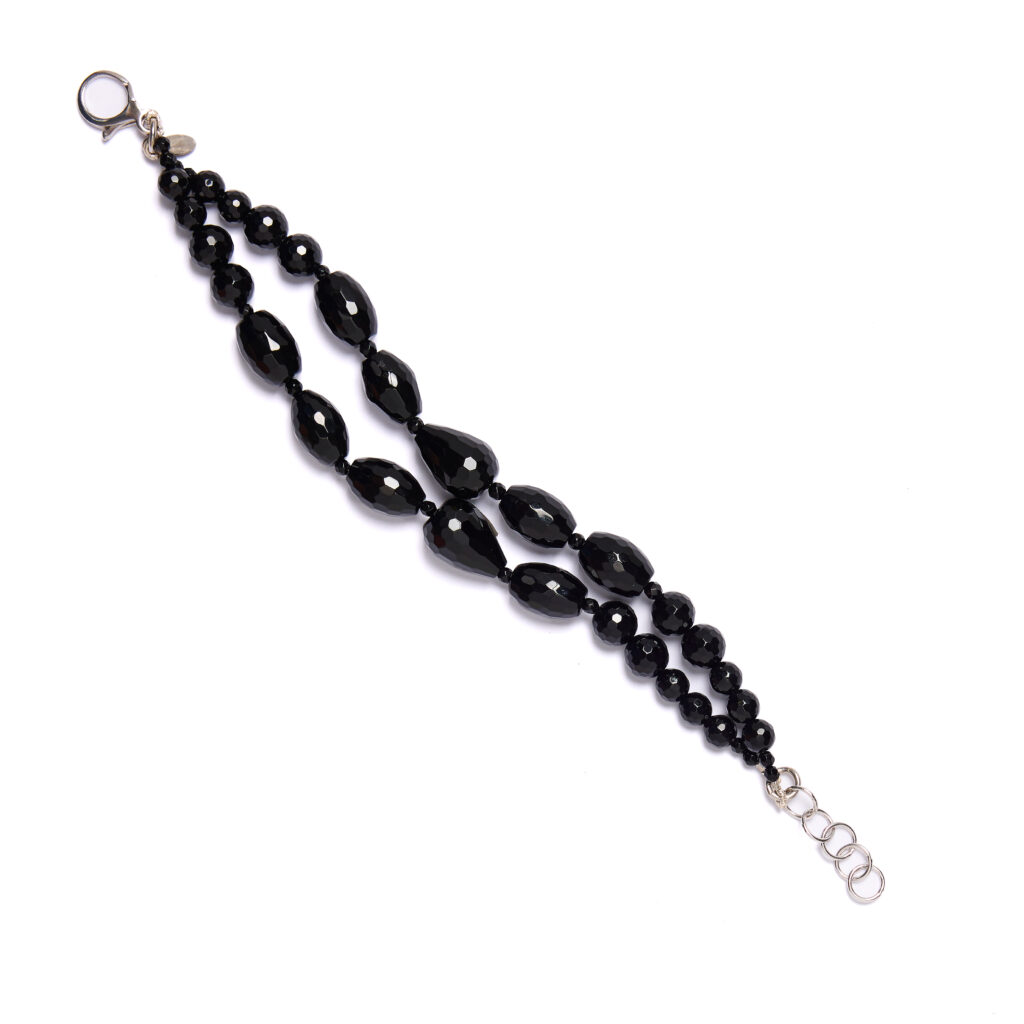 Bracciale e due fili in Agata Nera