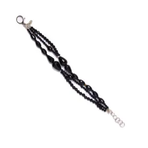 Bracciale e tre fili in Agata Nera