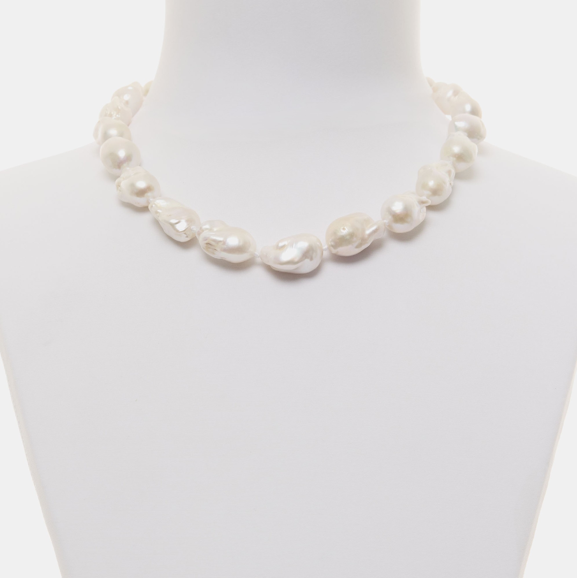 Collana corta in Perle barocche Collana corta in Perle barocche