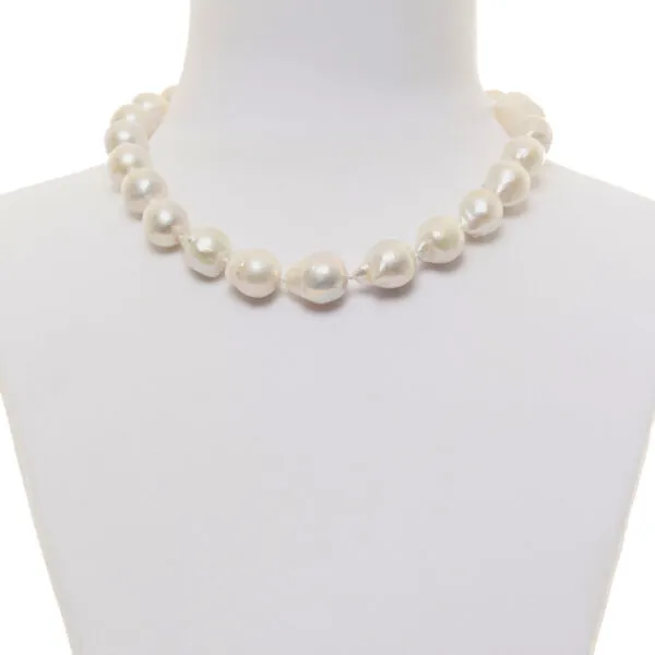 Collana corta in Perle barocche