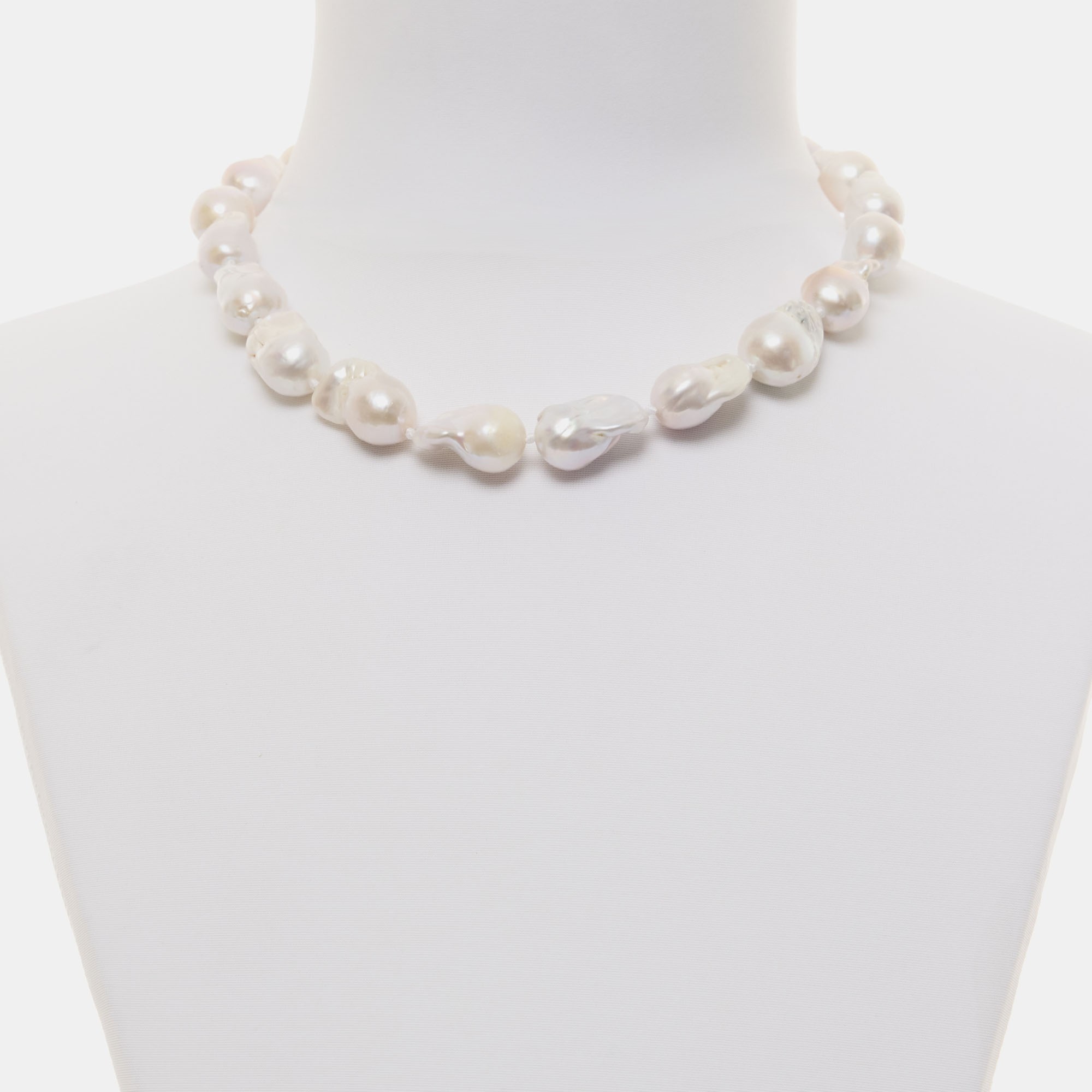 Collana corta in Perle barocche Collana corta in Perle barocche