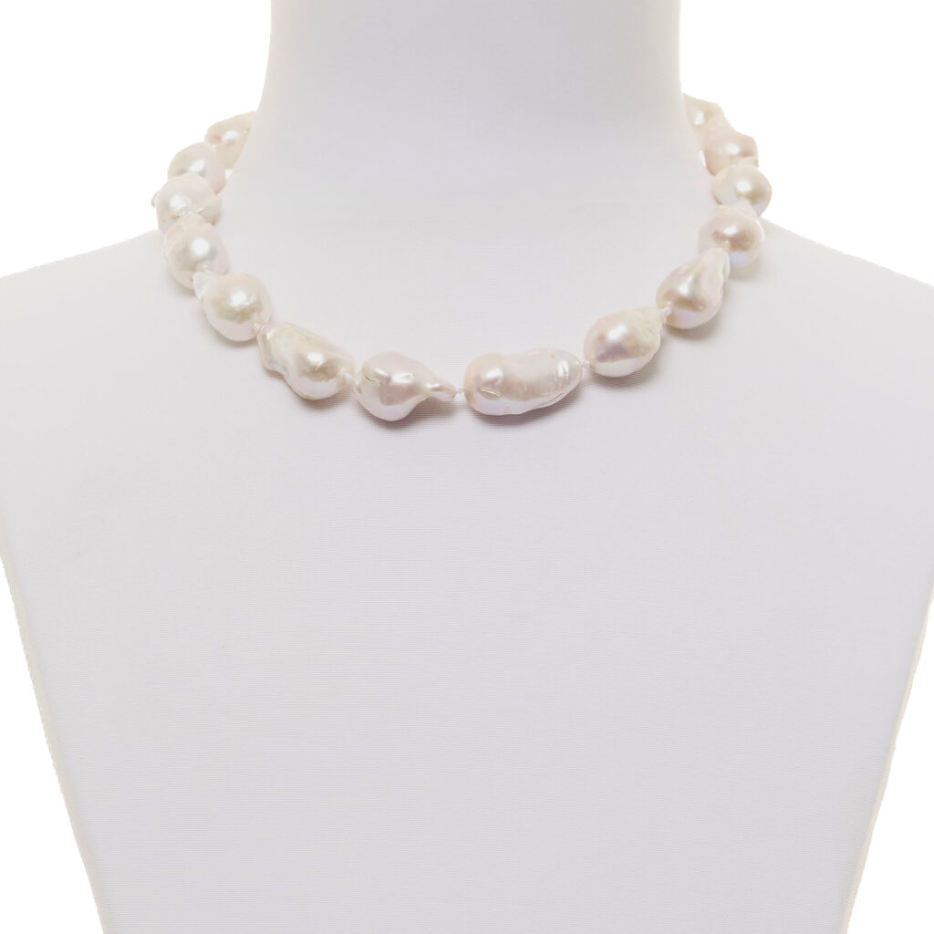 Collana corta in Perle barocche