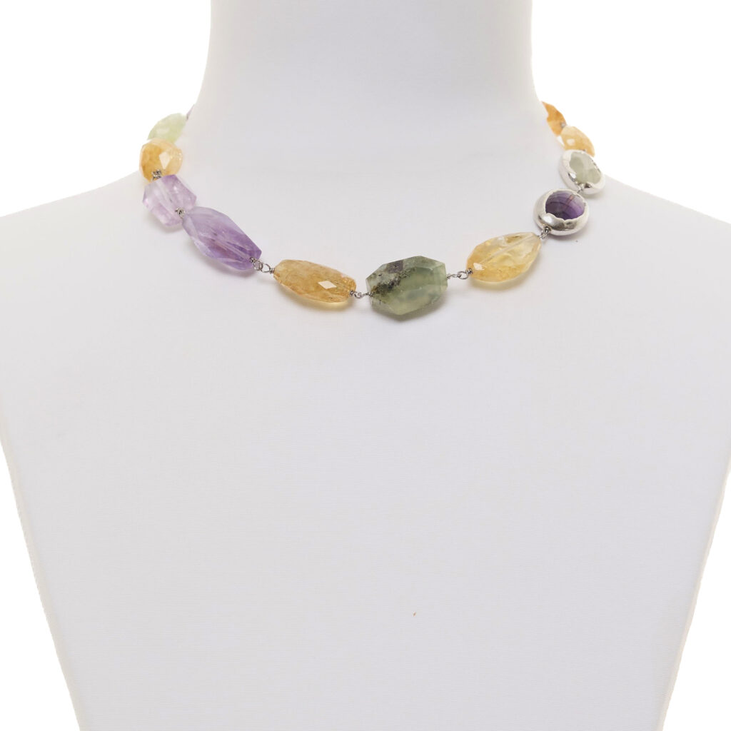 Collana in Citrino, Ametista e Prehnite, con scontornato